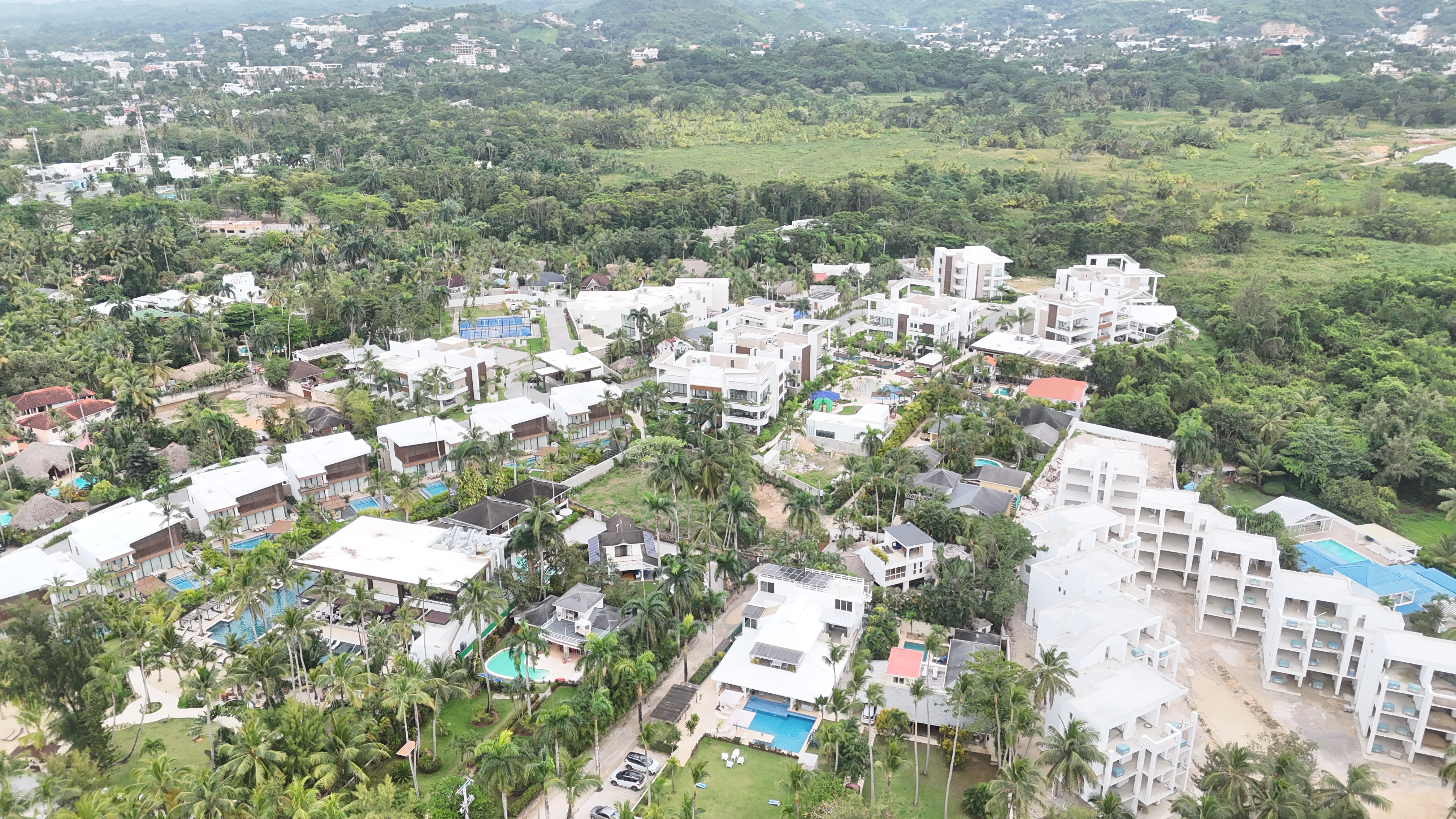 Exclusive Residential Project Just 500 Meters from Playa Ballena