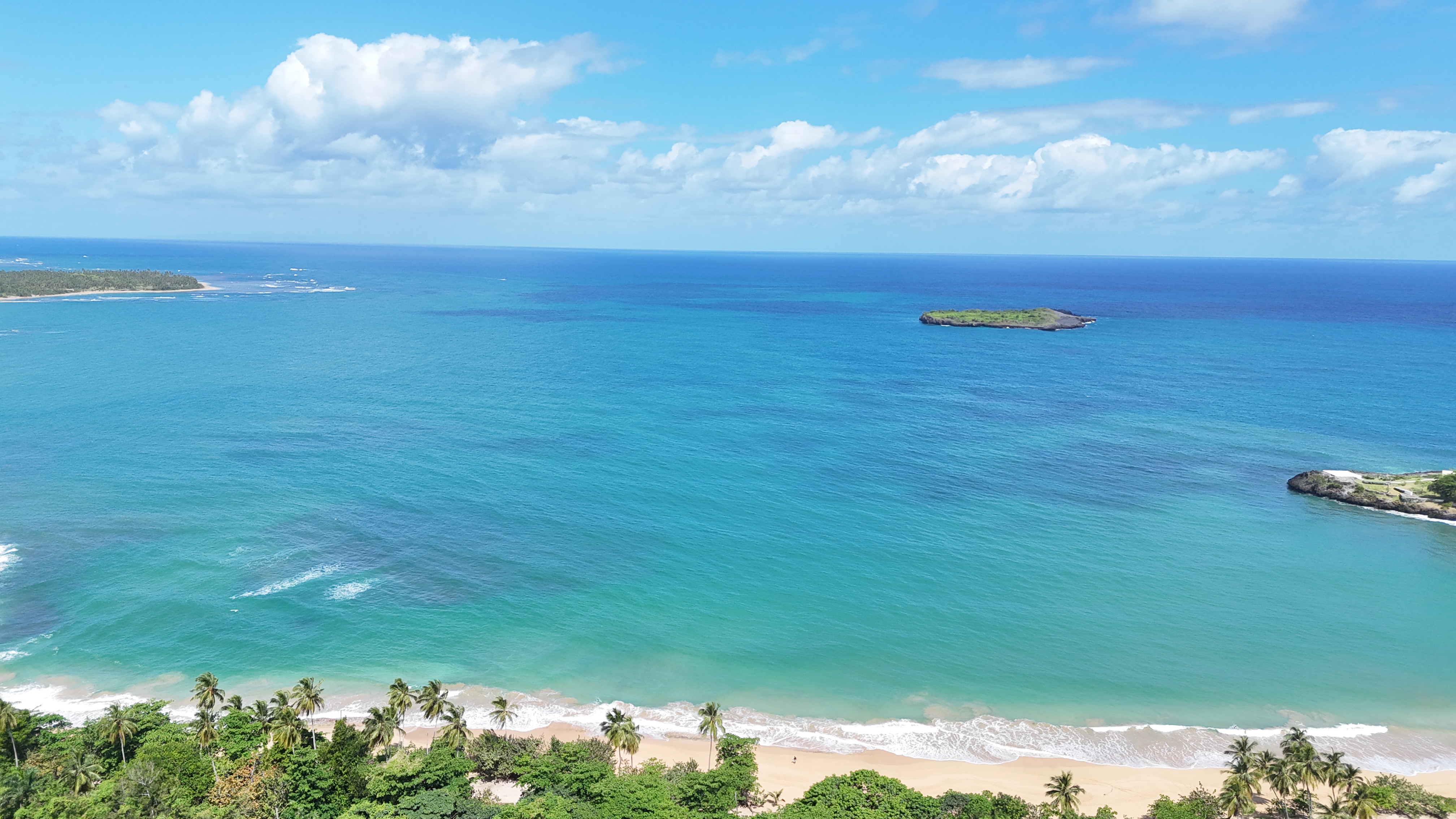 11,445 m² land located in El Limón, just 5 minutes by car from Playa Morón