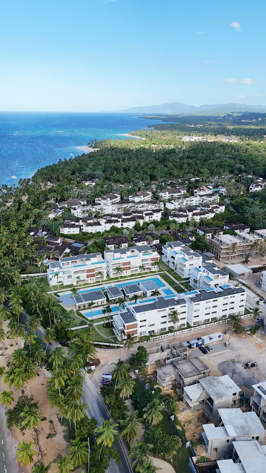 Beachfront Penthouse – First Line to the Sea | CONFOTUR Approved