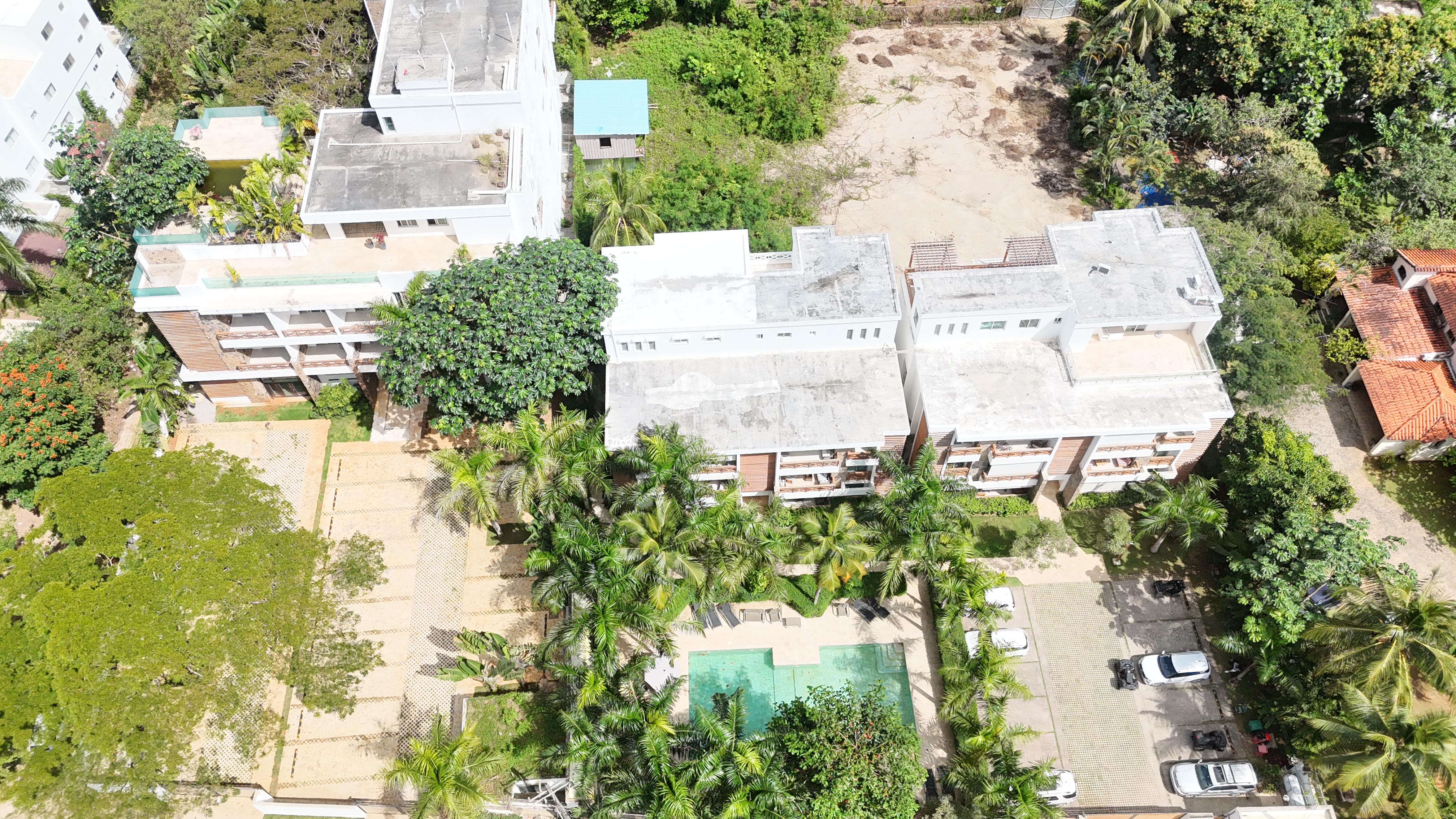 Two-Bedroom Apartment in a Private Gated Community — Just 5 Minutes from the Beach