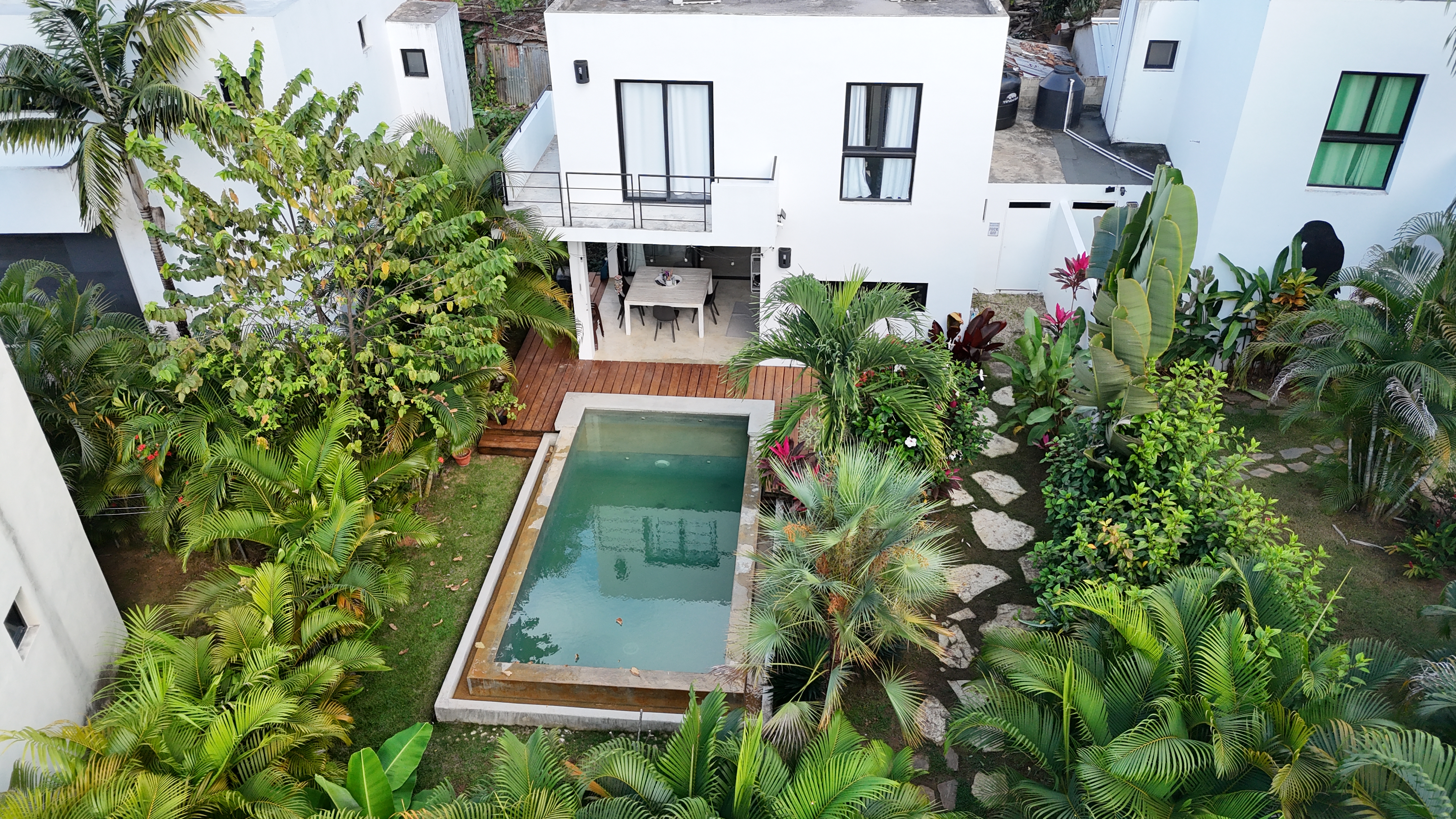 Modern Home with Private Pool and Spacious Outdoor Areas