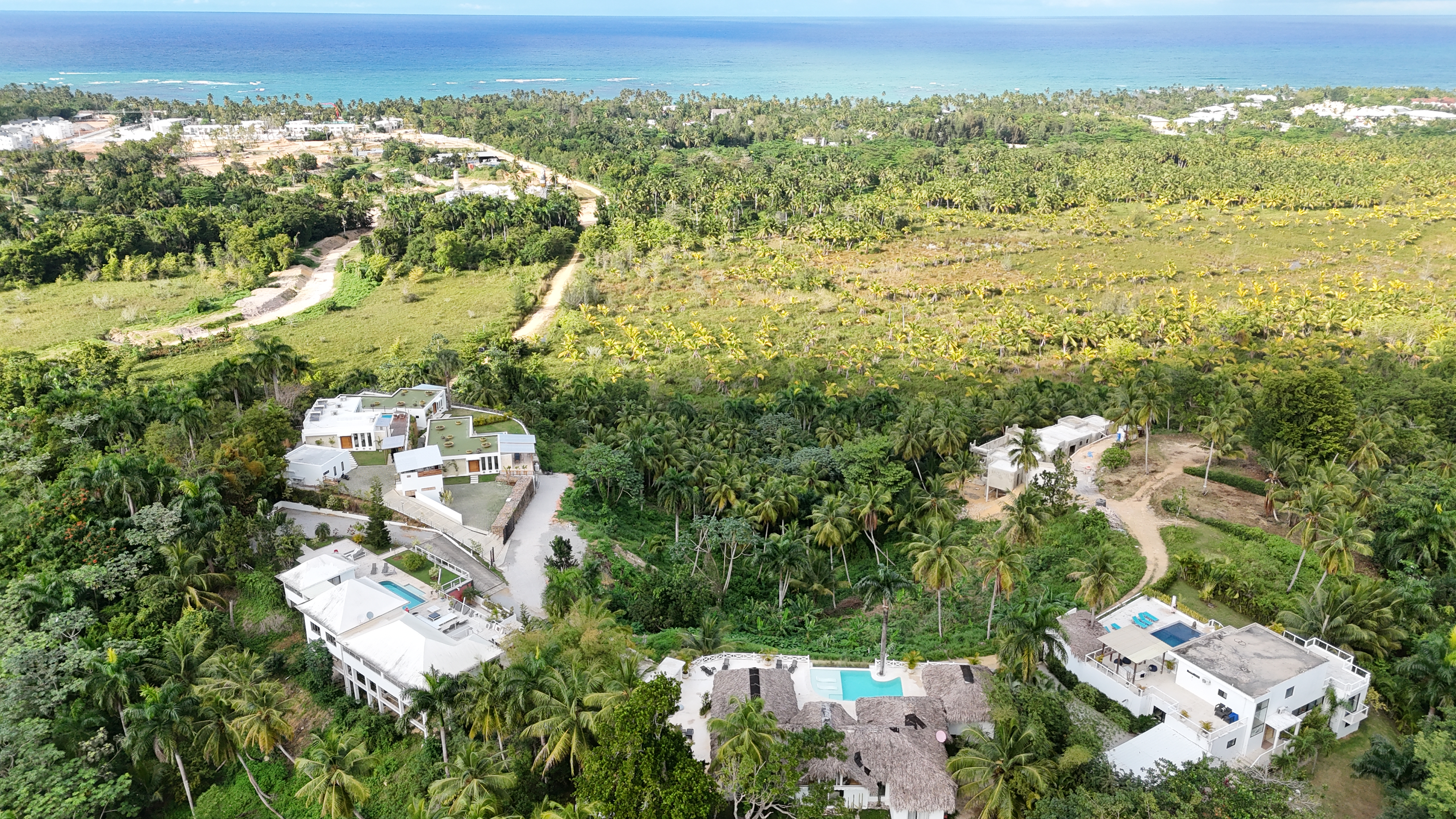 2,000 m² Lot — 5 minutes from Playa Portillo