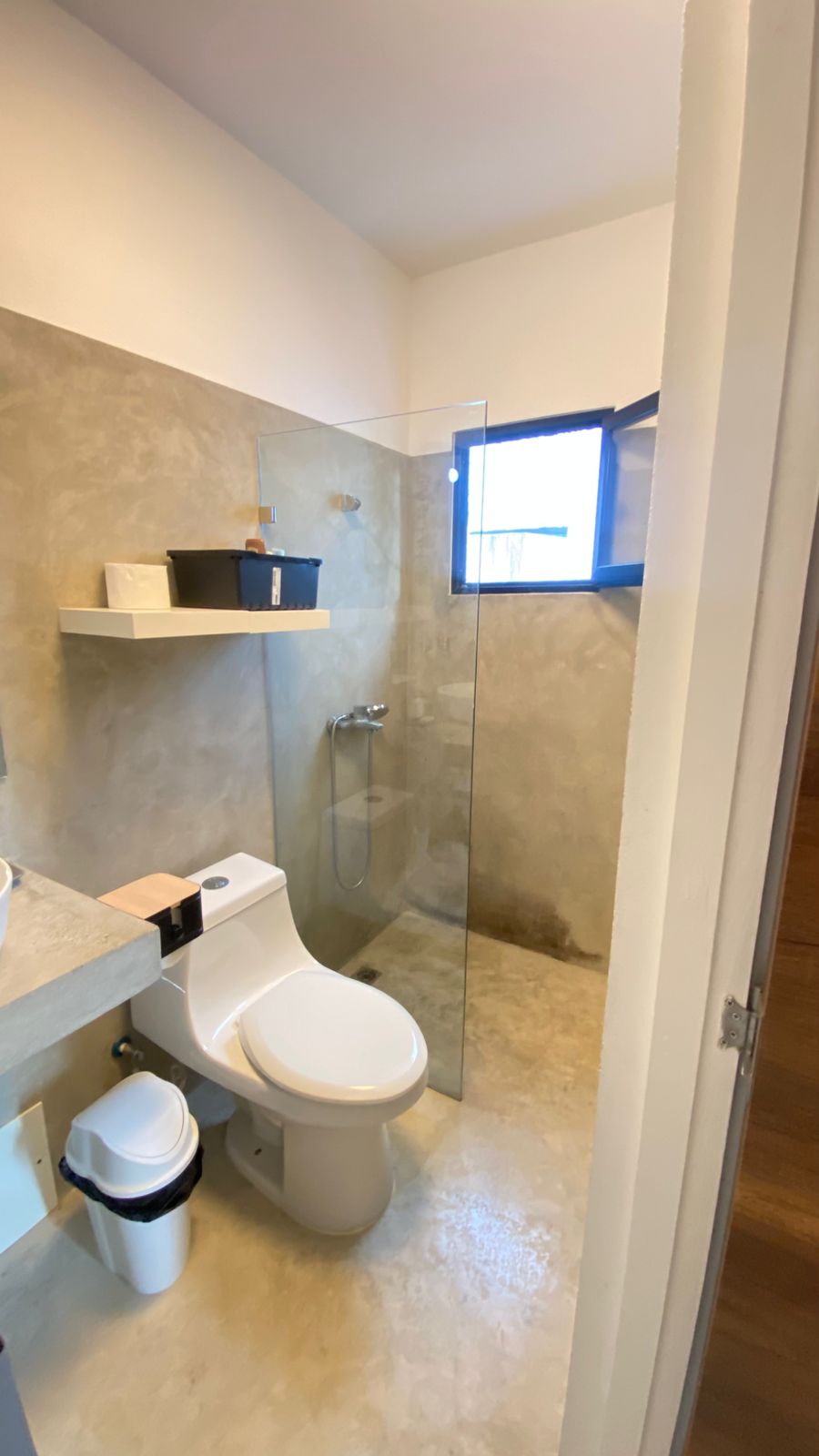 Modern Home with Private Pool and Spacious Outdoor Areas