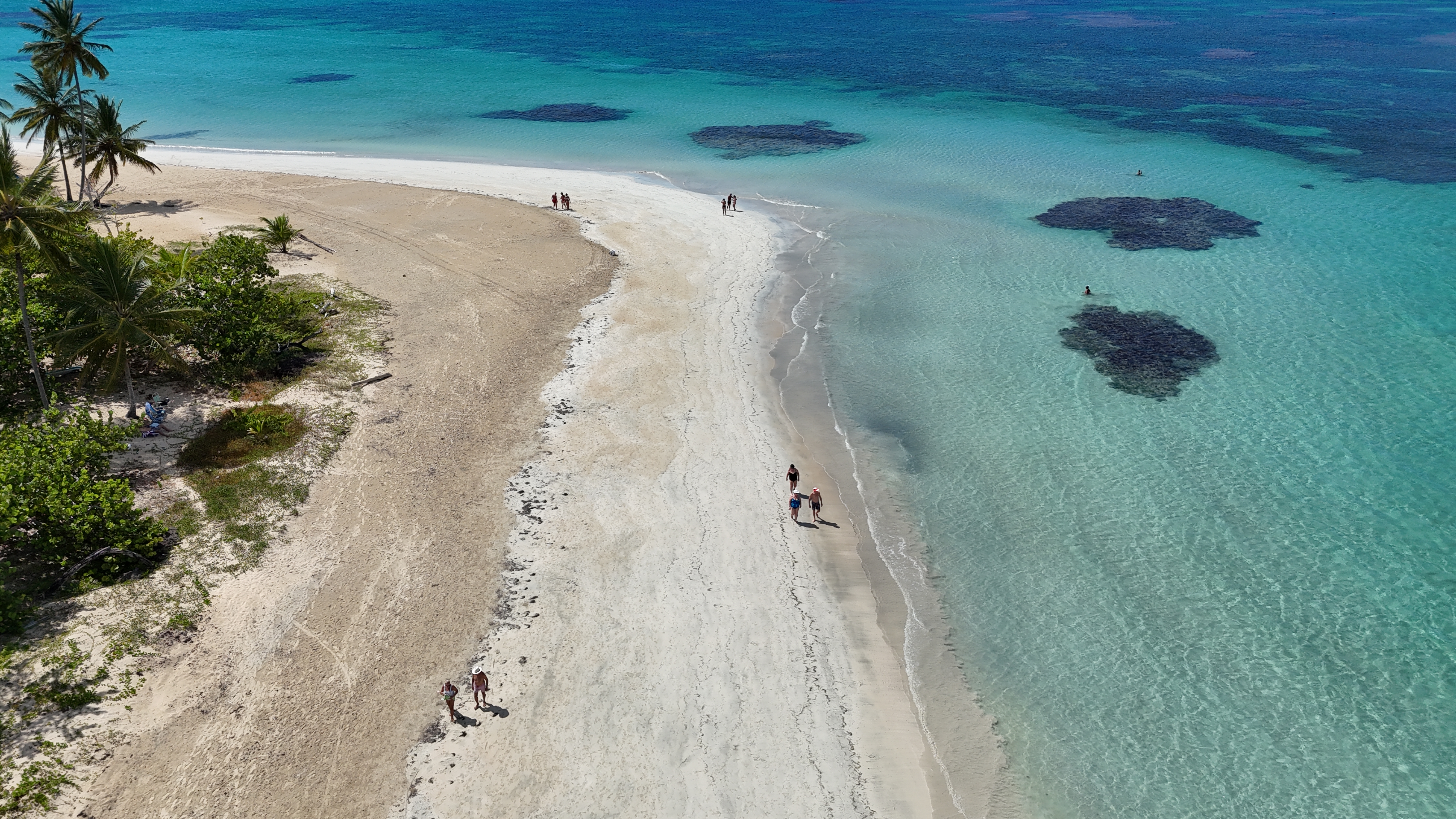 2-BEDROOM BEACHFRONT RESIDENCE
