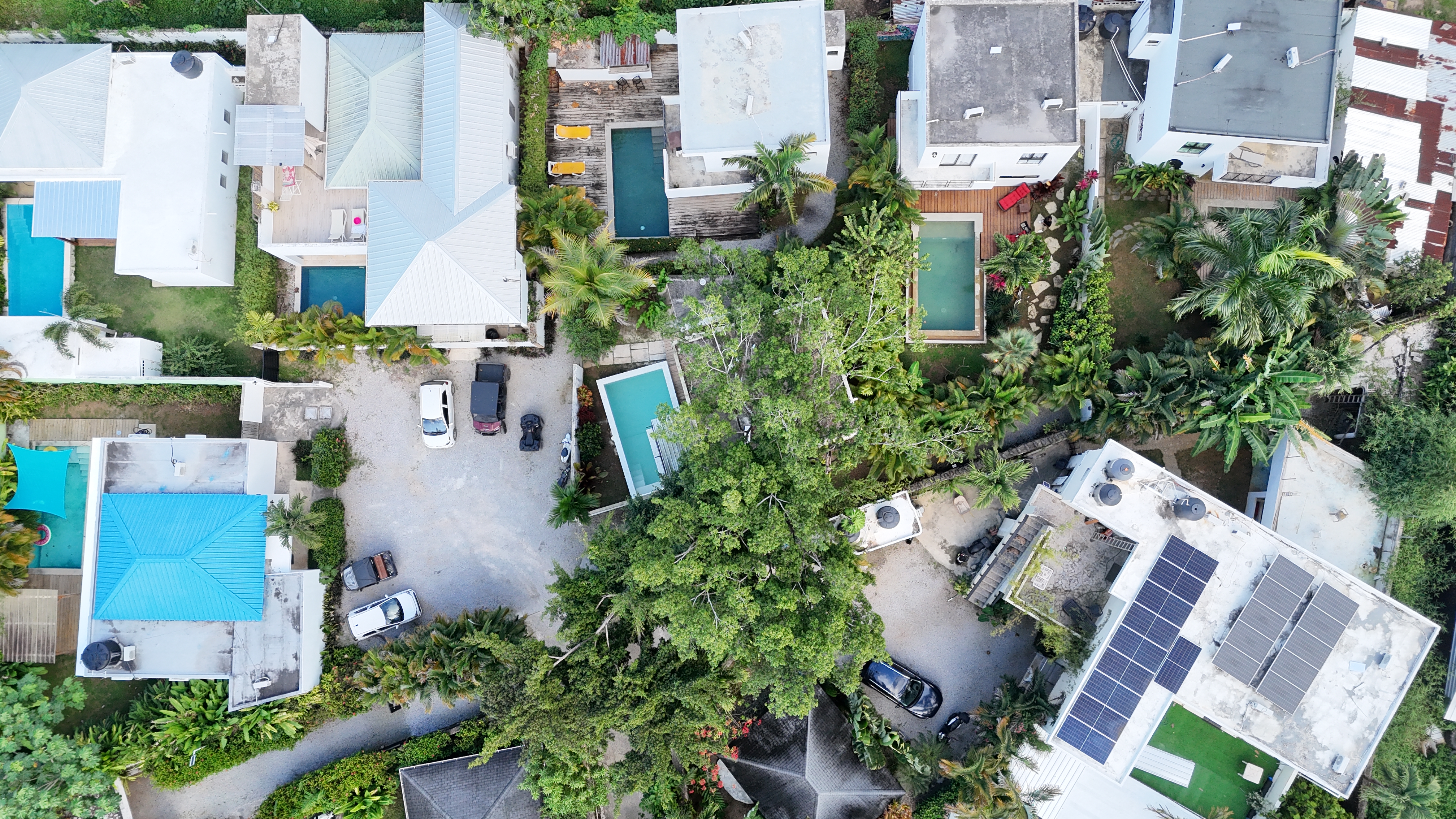 Modern Home with Private Pool and Spacious Outdoor Areas