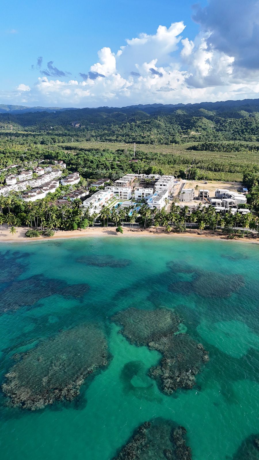 Beachfront Penthouse – First Line to the Sea | CONFOTUR Approved