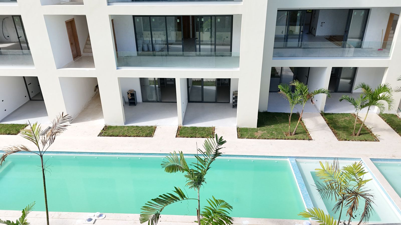 Last available 1-bedroom penthouse with ocean view in this project.