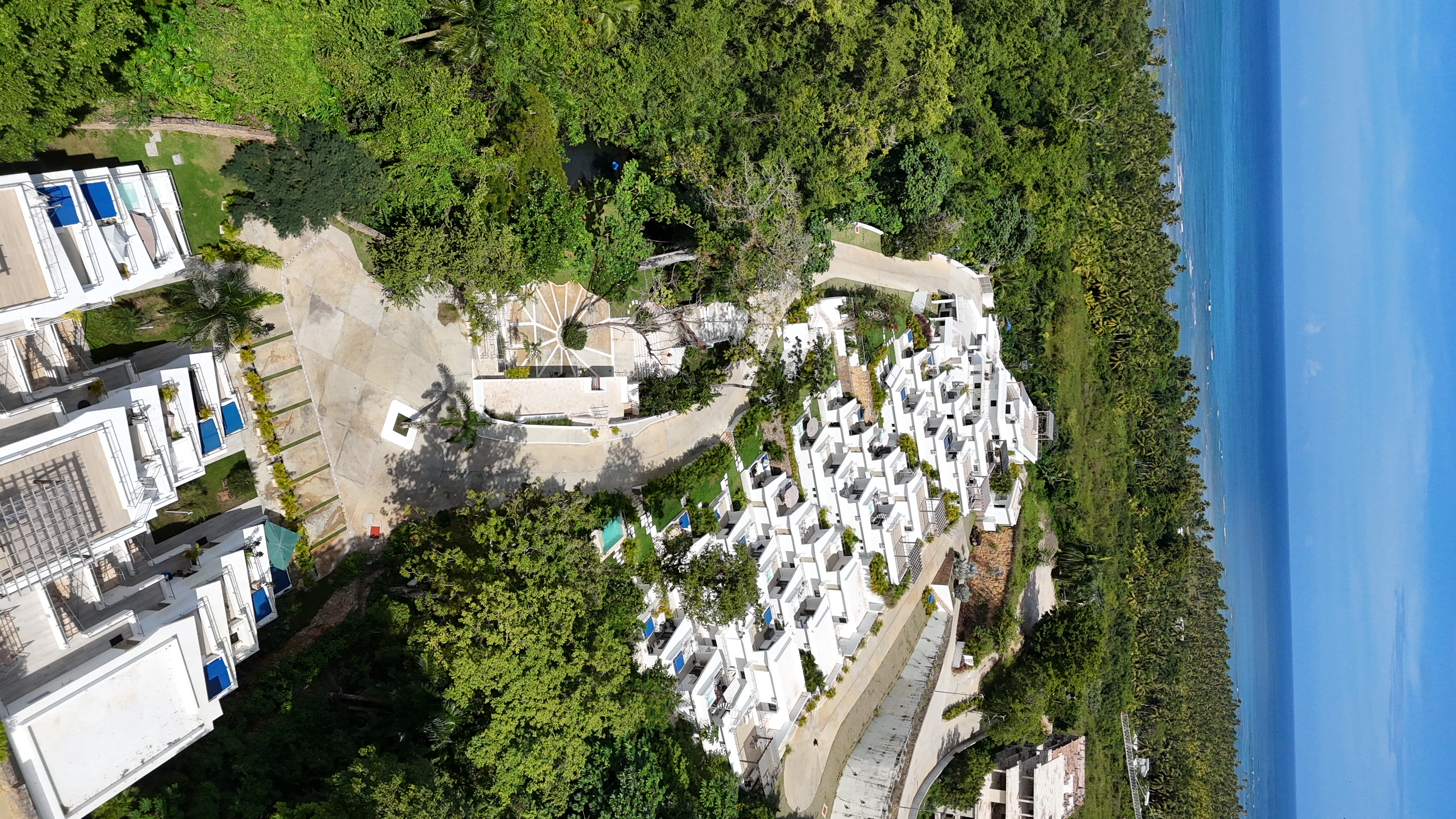 Private Rooftop Jacuzzi Apartment Near the Beach – Las Terrenas