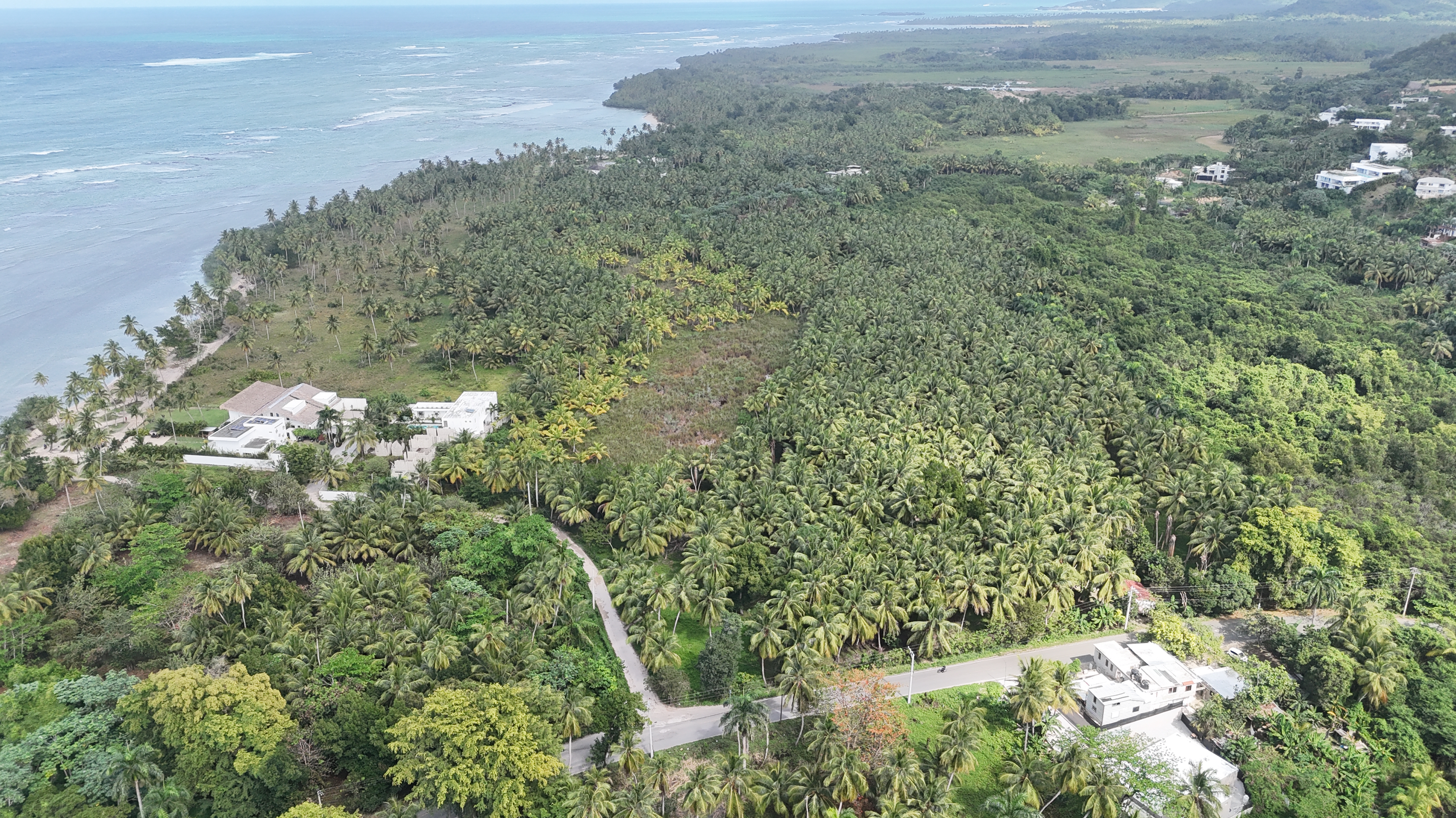 Property with Strong Potential Steps from Playa Anclón