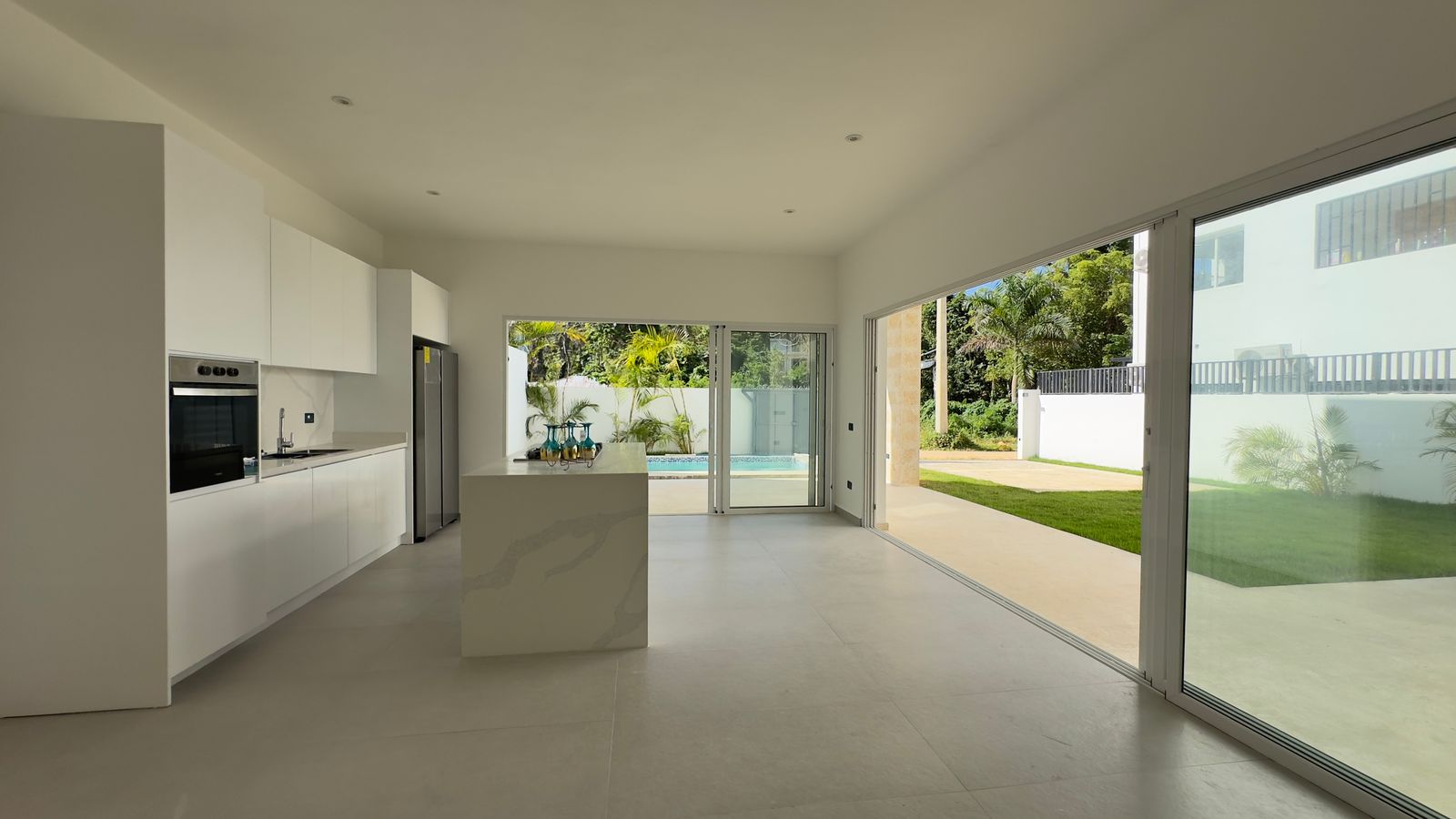 New villa just 400 meters from the beach, in Punta Popy, Las Terrenas