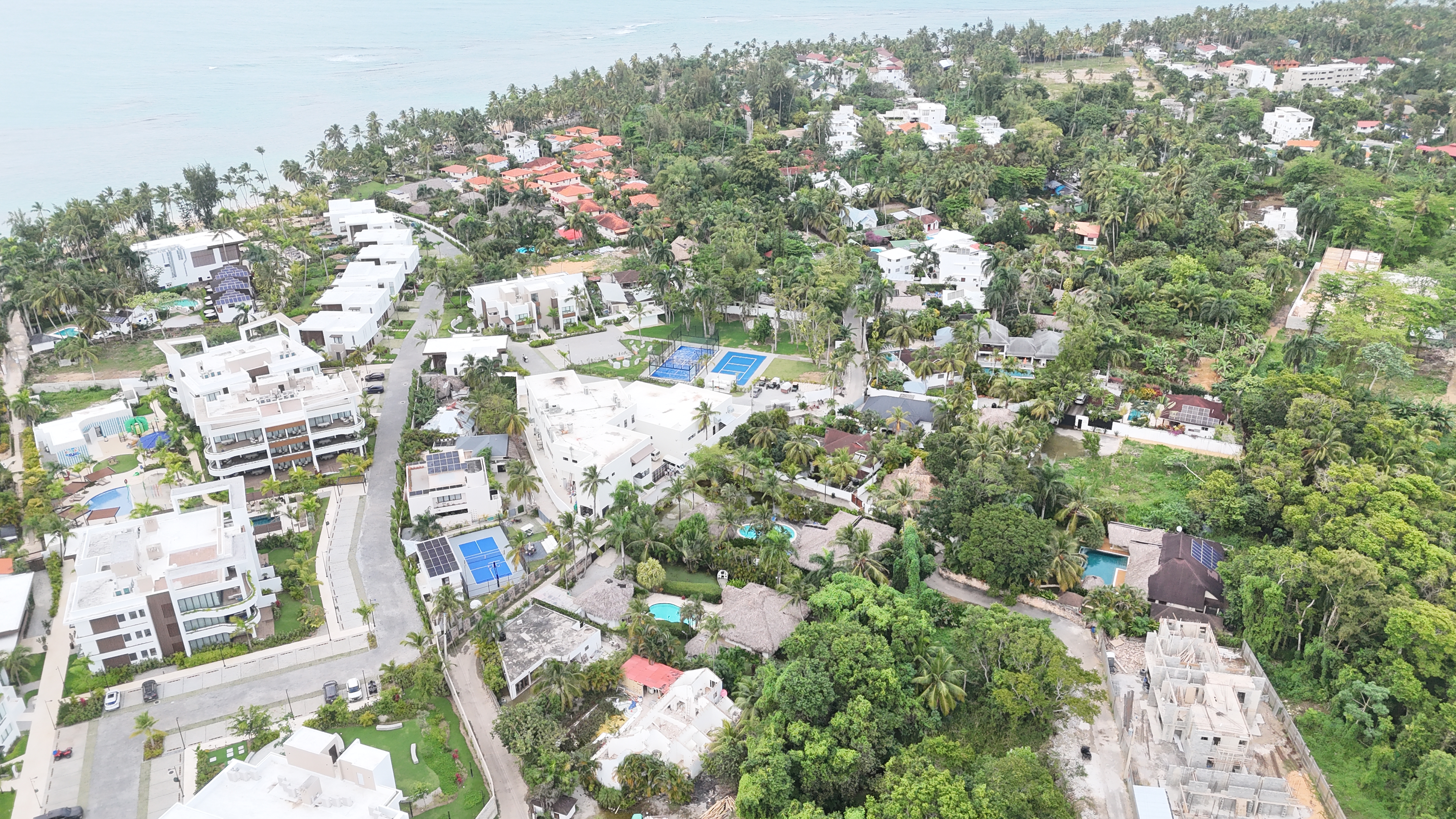 Exclusive Residential Project Just 500 Meters from Playa Ballena