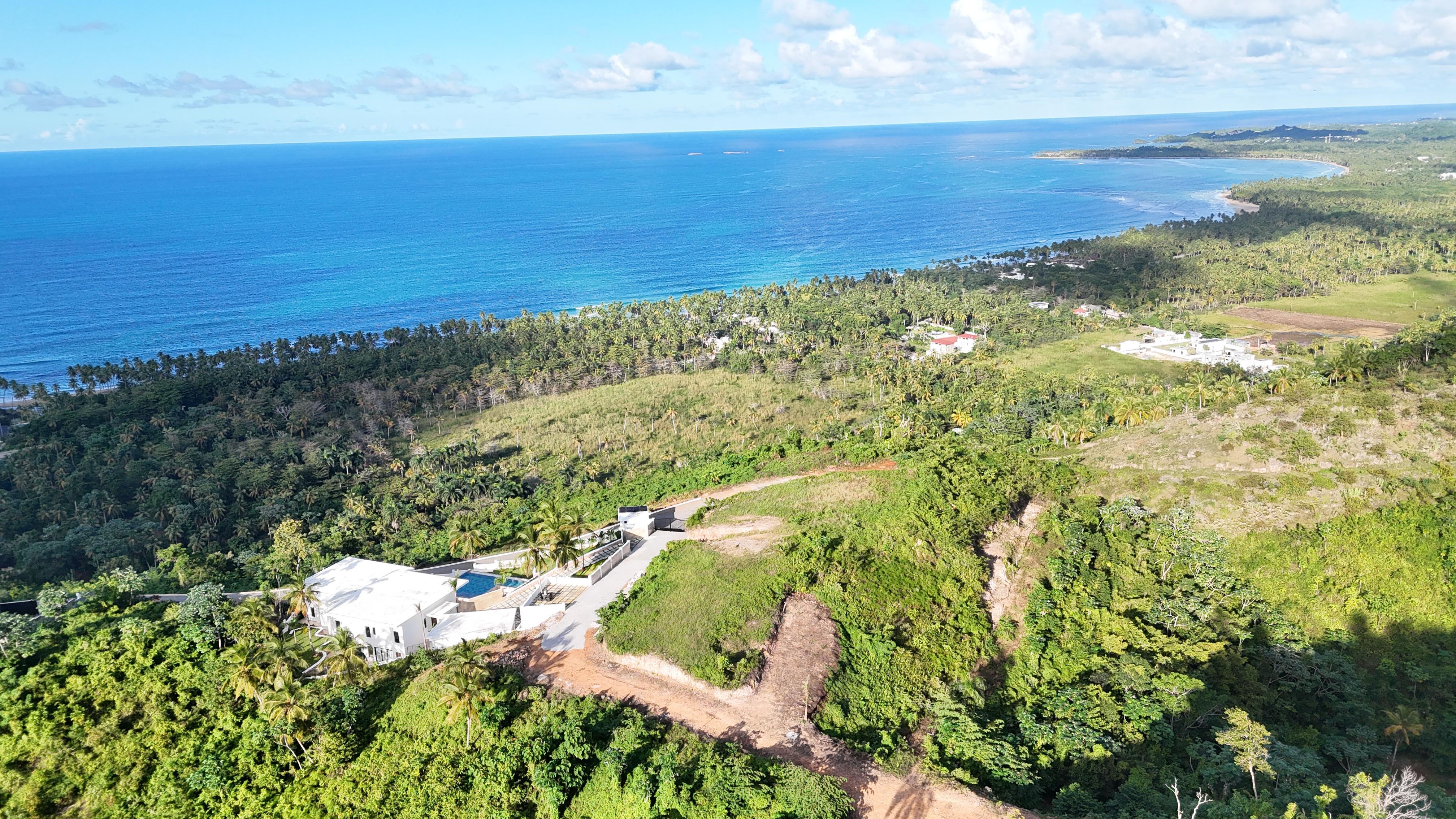Experience the Best Views of Playa Cosón