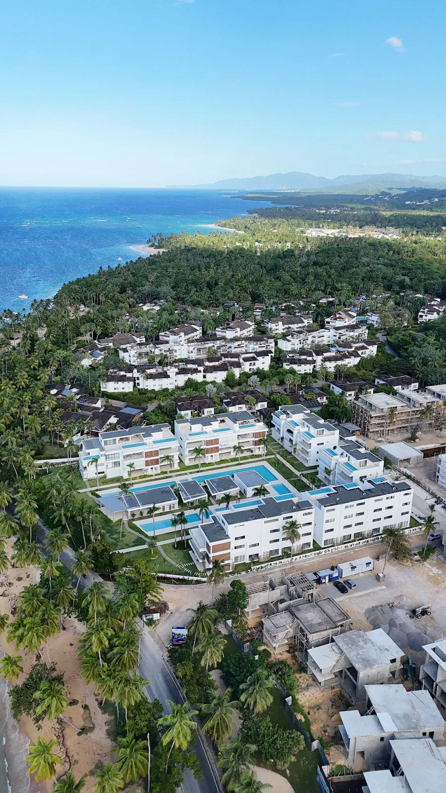 Beachfront Penthouse – First Line to the Sea | CONFOTUR Approved