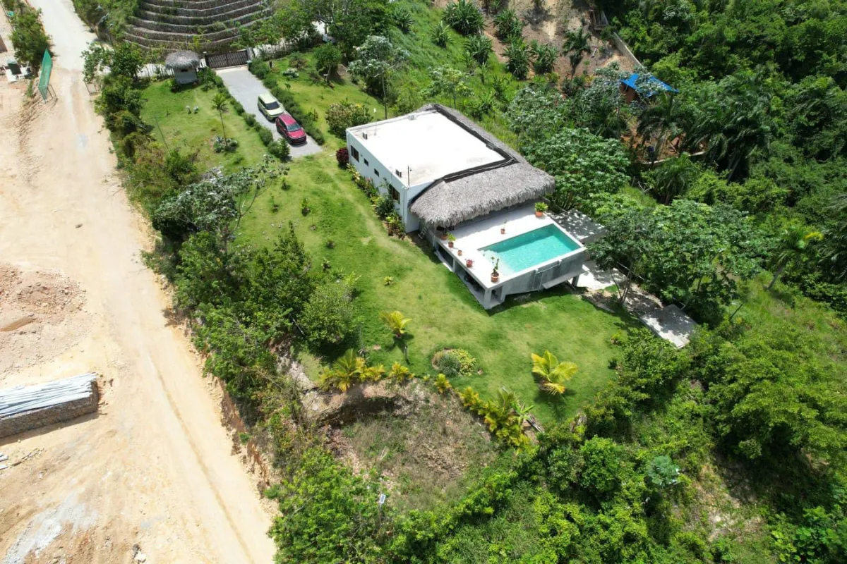 Exclusive Long-Term Rental in Las Terrenas: Fully Furnished 1,886 m² Villa with Solar &amp; Starlink