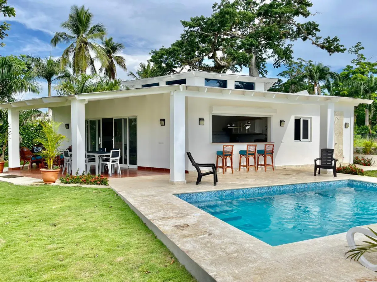 Long-Term Rental Near Playa Bonita: 3-Bedroom Villa with Private Pool &amp; Garden in Las Terrenas