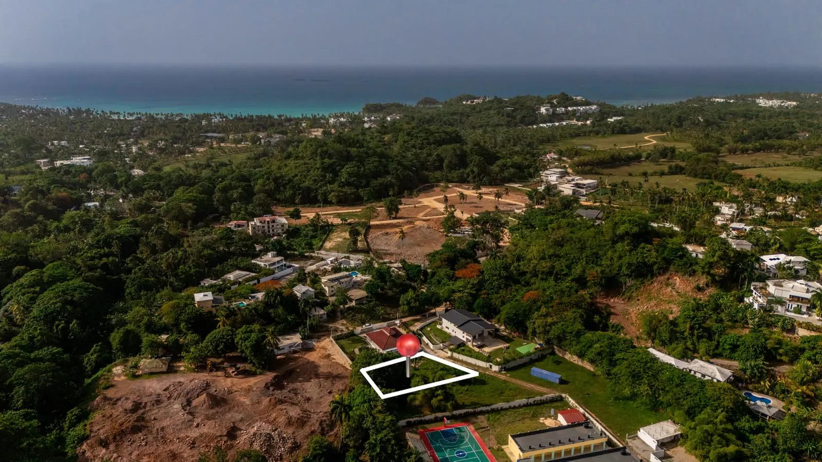 Terreno de 1,054 m² en Playa Bonita, LAS TERRENAS.
