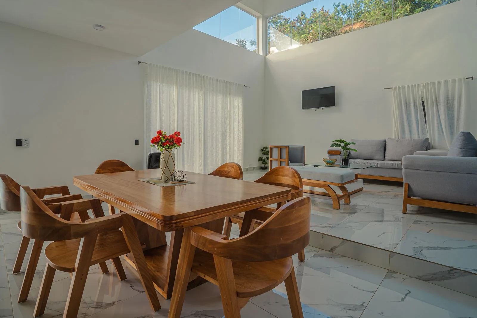 Hillside Villa with Panoramic Views of Playa Cosón | 350 m² Residence in Las Terrenas
