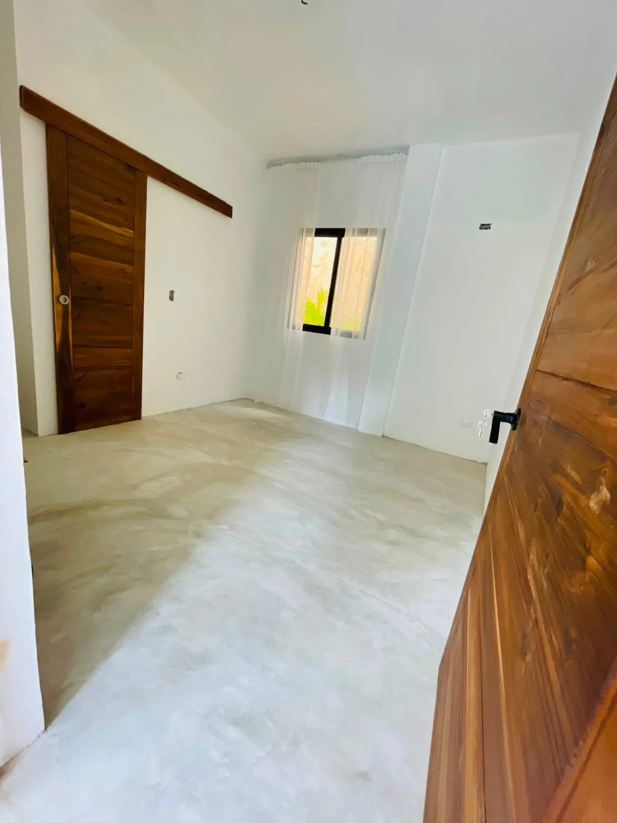 **Acogedora Casa de 2 Habitaciones con Amplio Jardín en La Barbacoa | Las Terrenas**