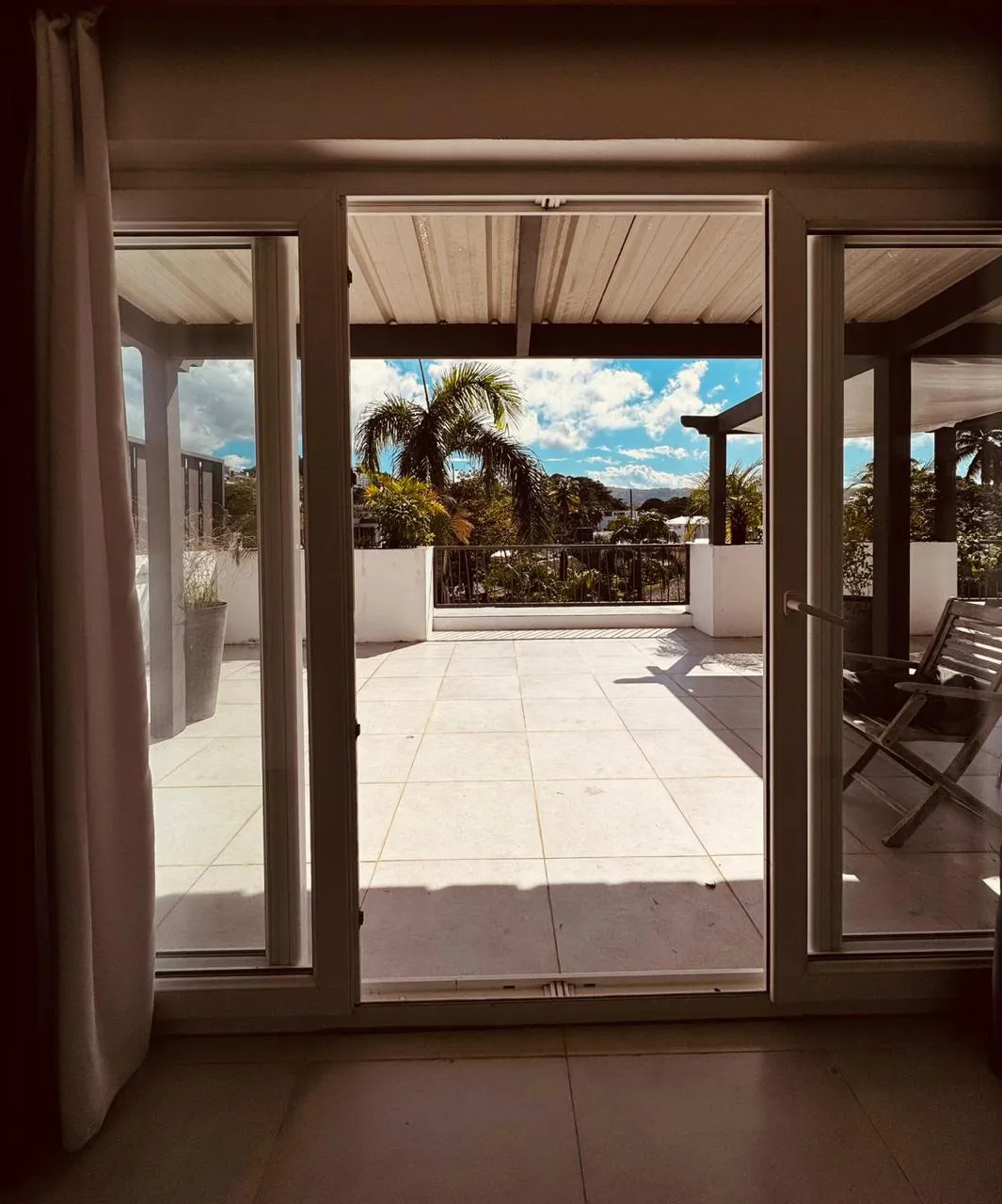 CONFOTUR Opportunity: 215 m² Fully Furnished Condo 200m from Beach in Las Terrenas