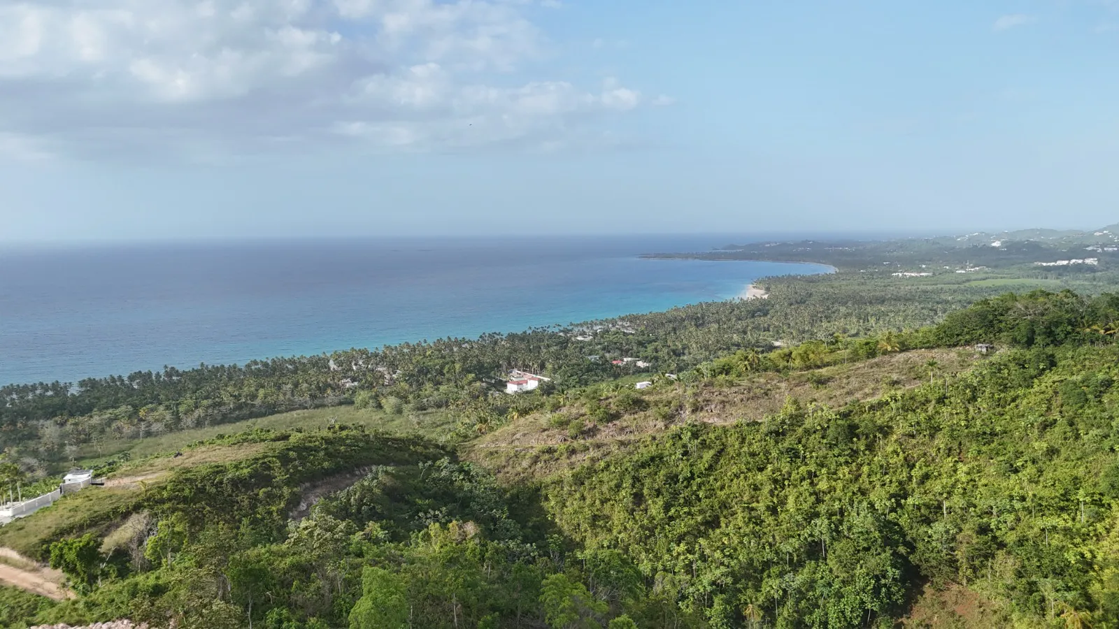 Unmatched Value at Peak Elevation: Ocean-View Lot in Playa Cosón