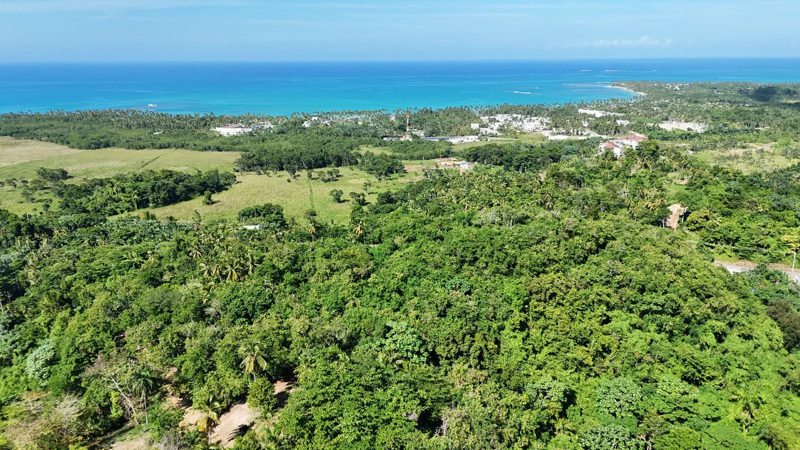 2,315 m² lot in Cosón
